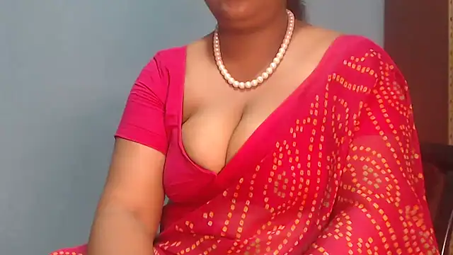Snapshot of naughtyboobs38dd chatting on 05-23-26, 05:45 naughtyboobs38dd online show from 05-23-26, 05:45