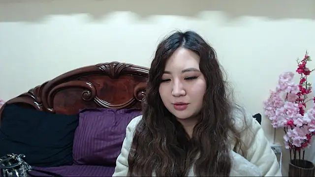 Snapshot of katydoll_ chatting on 02-28-25, 06:31 katydoll online show from 02-28-25, 06:31