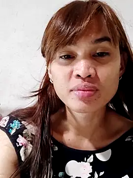 QueenSoreal online show from 09-08-25, 04:50