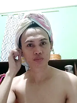 QueenSoreal online show from 02-11-26, 02:22