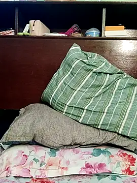 QueenSoreal online show from 07-18-26, 08:18