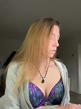 Heidi Harper online show from 01-06-25, 09:41