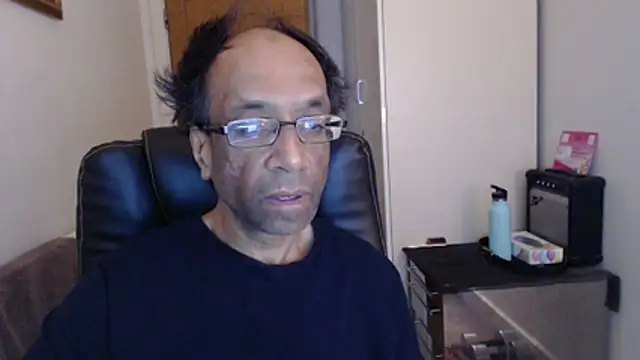 rauncher1 online show from 04-22-26, 07:33