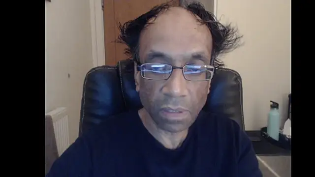 Snapshot of rauncher1 chatting on 06-24-26, 10:20 rauncher1 online show from 06-24-26, 10:20