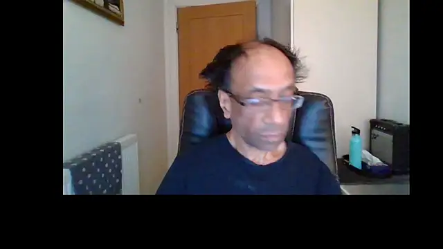 Snapshot of rauncher1 chatting on 07-02-26, 08:31 rauncher1 online show from 07-02-26, 08:31
