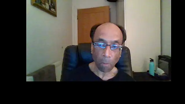 Snapshot of rauncher1 chatting on 07-14-26, 11:21 rauncher1 online show from 07-14-26, 11:21