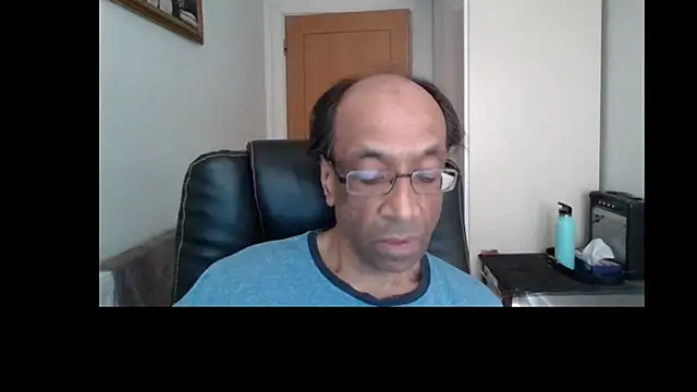 Snapshot of rauncher1 chatting on 07-15-26, 01:38 rauncher1 online show from 07-15-26, 01:38