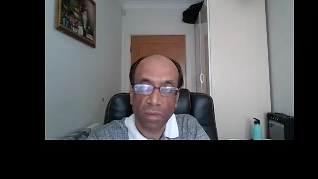 Snapshot of rauncher1 chatting on 07-20-26, 12:40 rauncher1 online show from 07-20-26, 12:40