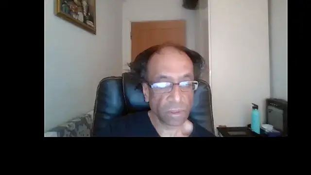 Snapshot of rauncher1 chatting on 07-21-26, 08:49 rauncher1 online show from 07-21-26, 08:49