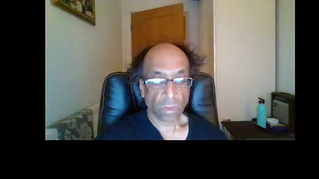Snapshot of rauncher1 chatting on 07-21-26, 09:28 rauncher1 online show from 07-21-26, 09:28