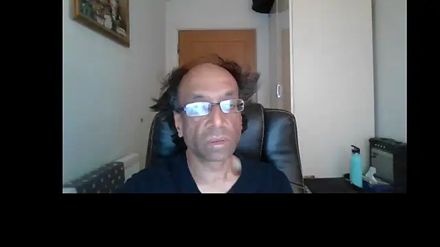 Snapshot of rauncher1 chatting on 07-22-26, 09:45 rauncher1 online show from 07-22-26, 09:45