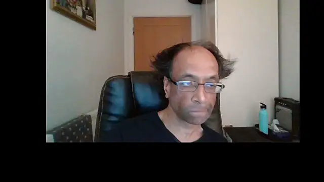 Snapshot of rauncher1 chatting on 07-23-26, 08:56 rauncher1 online show from 07-23-26, 08:56