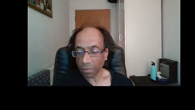Snapshot of rauncher1 chatting on 07-25-26, 09:18 rauncher1 online show from 07-25-26, 09:18