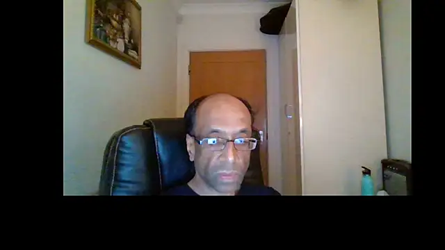 Snapshot of rauncher1 chatting on 07-25-26, 10:40 rauncher1 online show from 07-25-26, 10:40