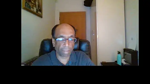 Snapshot of rauncher1 chatting on 07-27-26, 09:00 rauncher1 online show from 07-27-26, 09:00