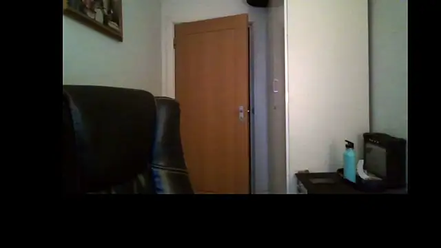 Snapshot of rauncher1 chatting on 07-30-26, 10:20 rauncher1 online show from 07-30-26, 10:20
