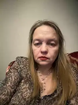 Susanel online show from 03-08-25, 08:57