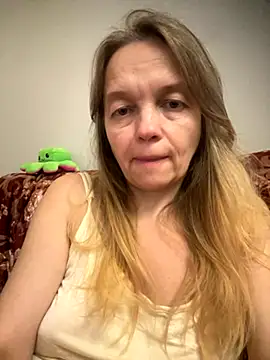 Susanel online show from 09-23-25, 06:11