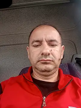 Snapshot of Venelin_ruse chatting on 11-12-25, 10:26 Venelin ruse online show from 11-12-25, 10:26