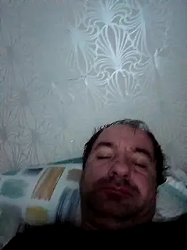 Snapshot of Venelin_ruse chatting on 03-08-26, 01:47 Venelin ruse online show from 03-08-26, 01:47