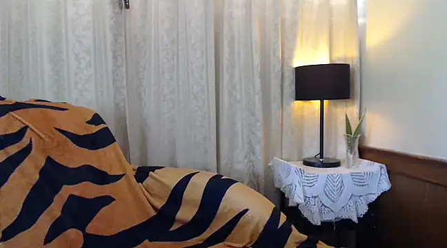 Snapshot of nareethai chatting on 03-22-25, 06:54 nareethai online show from 03-22-25, 06:54