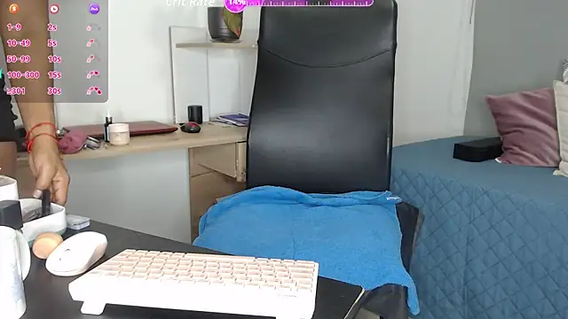 BriannaLorens online show from 04-30-26, 10:43