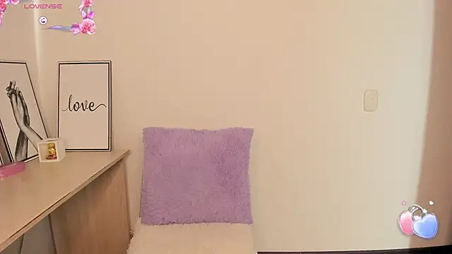 Snapshot of Andreamorreti chatting on 03-09-25, 02:43 Andreamorreti online show from 03-09-25, 02:43