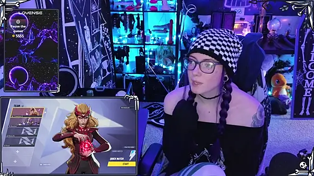 AnneSao online show from 12-21-24, 12:09