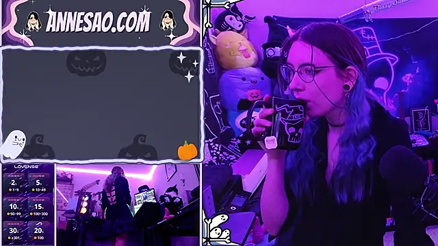 AnneSao online show from 10-09-25, 11:25