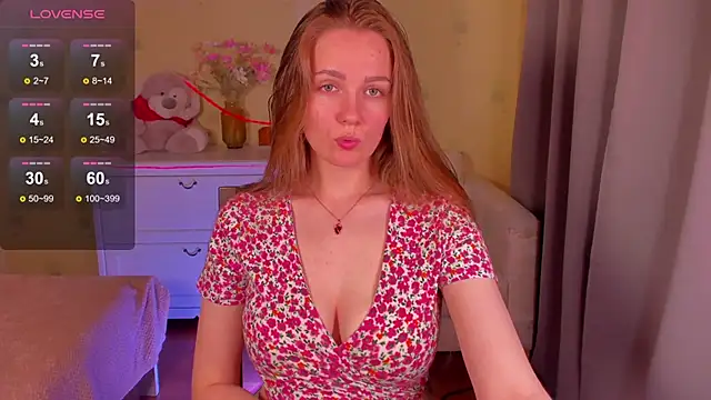 SweetMilkis online show from 06-15-26, 05:59