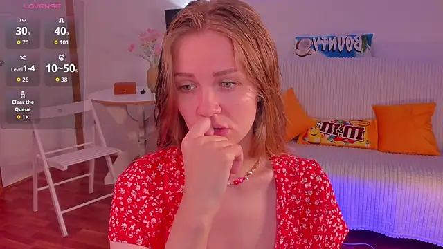 SweetMilkis online show from 07-29-26, 11:08