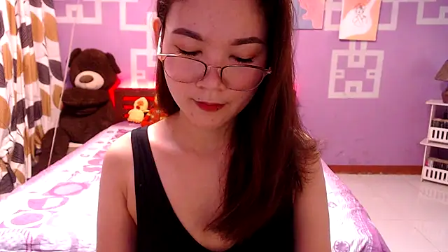 Snapshot of Sweety_Aria chatting on 10-16-25, 05:52 Sweety Aria online show from 10-16-25, 05:52
