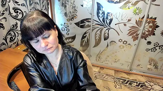 Snapshot of EVILENSA chatting on 02-27-26, 02:17 EVILENSA online show from 02-27-26, 02:17