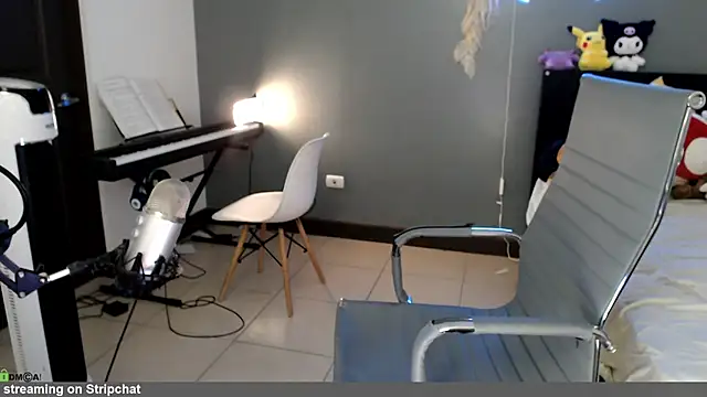 Snapshot of minarocket_ chatting on 04-07-26, 06:41 minarocket online show from 04-07-26, 06:41