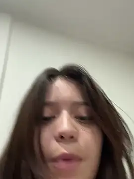 Snapshot of kiarafonseca_ chatting on 02-23-25, 03:56 kiarafonseca online show from 02-23-25, 03:56