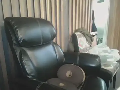 Snapshot of sara_kimoo chatting on 02-27-25, 08:31 sara kimoo online show from 02-27-25, 08:31