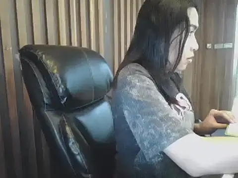 Snapshot of sara_kimoo chatting on 03-06-25, 06:05 sara kimoo online show from 03-06-25, 06:05