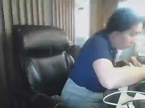 Snapshot of sara_kimoo chatting on 10-13-25, 12:38 sara kimoo online show from 10-13-25, 12:38