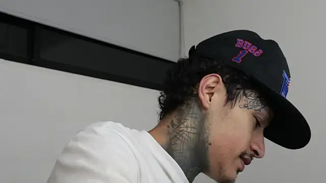 trieone online show from 01-11-25, 04:59