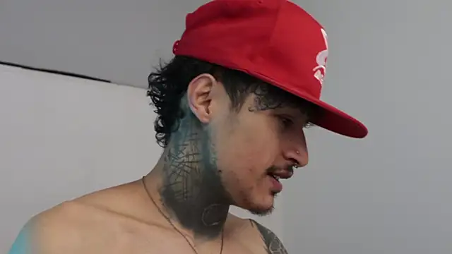 trieone online show from 02-15-25, 07:38