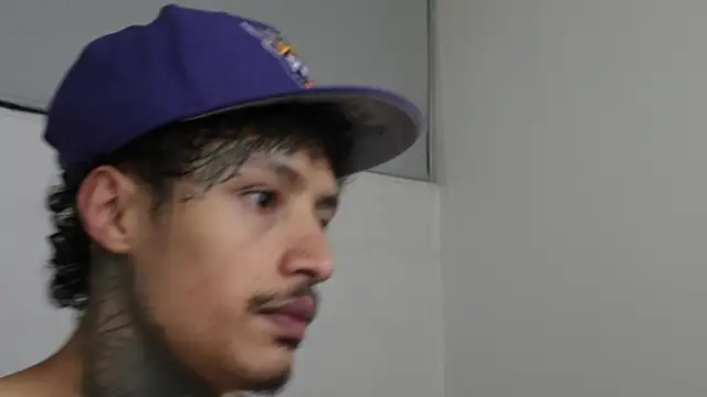 trieone online show from 03-19-25, 01:43