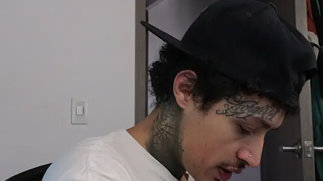 trieone online show from 09-12-25, 02:17