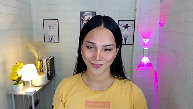 Snapshot of urnaughtydolly69 chatting on 11-06-25, 02:01 urnaughtydolly69 online show from 11-06-25, 02:01