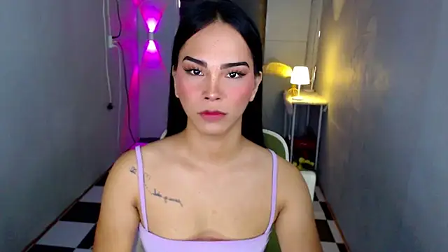 urnaughtydolly69 online show from 06-17-26, 11:16