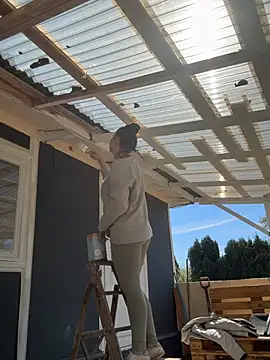 Viola Beck online show from 04-29-26, 09:02