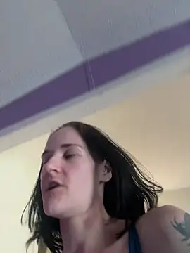 lolabunny9 online show from 11-29-25, 04:32