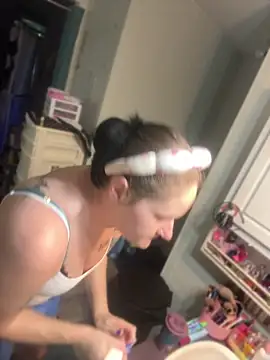 lolabunny9 online show from 06-19-26, 04:33