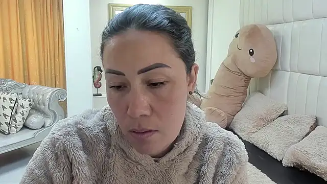 Snapshot of gaby_trent chatting on 02-17-26, 03:08 gaby trent online show from 02-17-26, 03:08