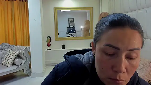 Snapshot of gaby_trent chatting on 02-25-26, 04:38 gaby trent online show from 02-25-26, 04:38