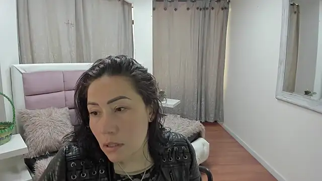 gaby trent online show from 05-25-26, 04:24